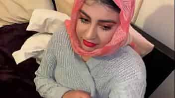 سكس فرنسي Muslim teen doing oral sex..